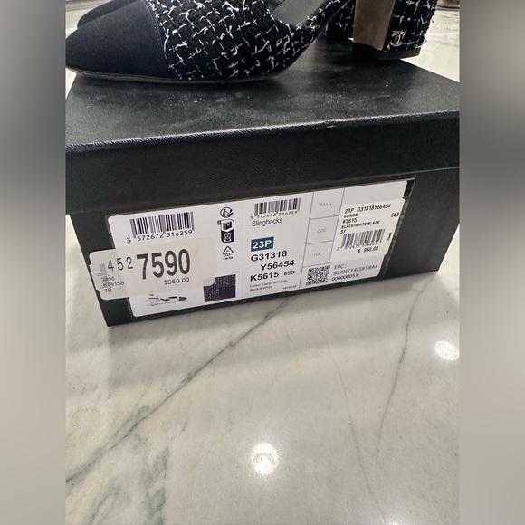 Authentic Chanel Slingback - Picture 7 of 7